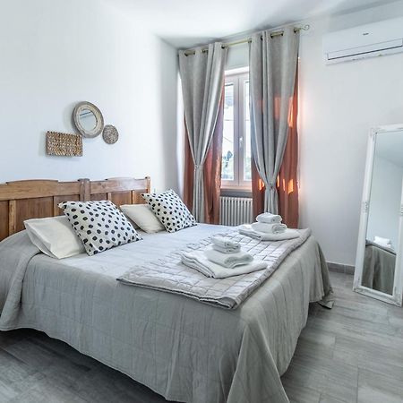 Ferienwohnung Blu Sky Garda Castelnuovo del Garda Exterior foto